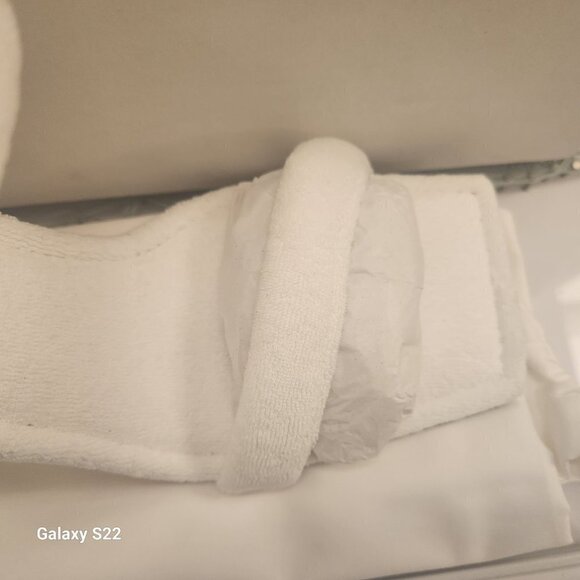 Good American Terry Slide On Sandal White Heels. NIB. Size : Various - Picture 3 of 9